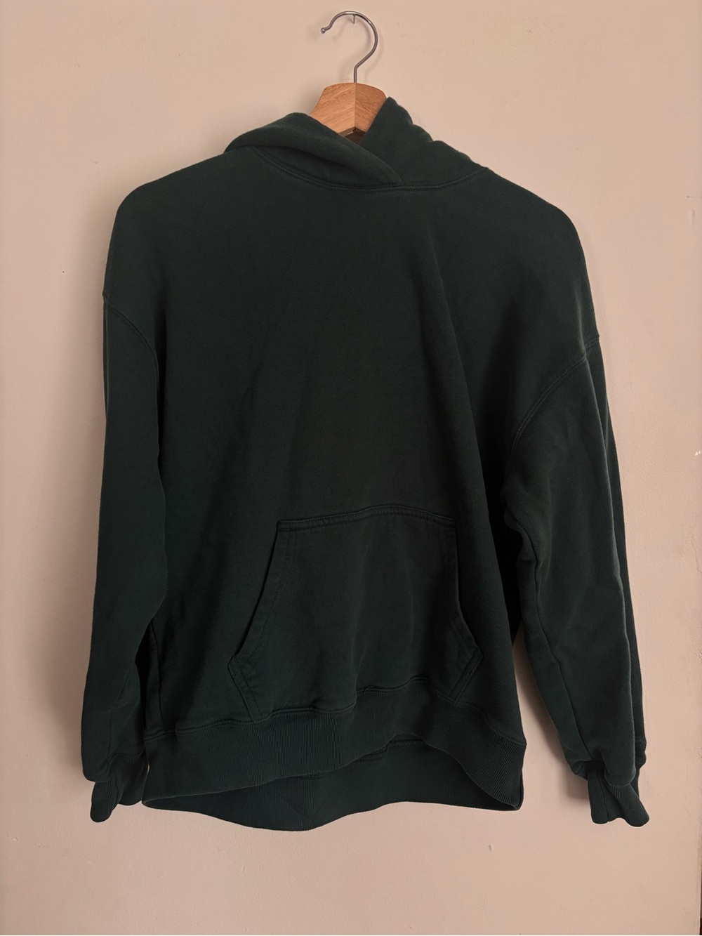 Hollister Men’s Boxy Fit Long Sleeve Hoodie In Forrest Dark Green XS